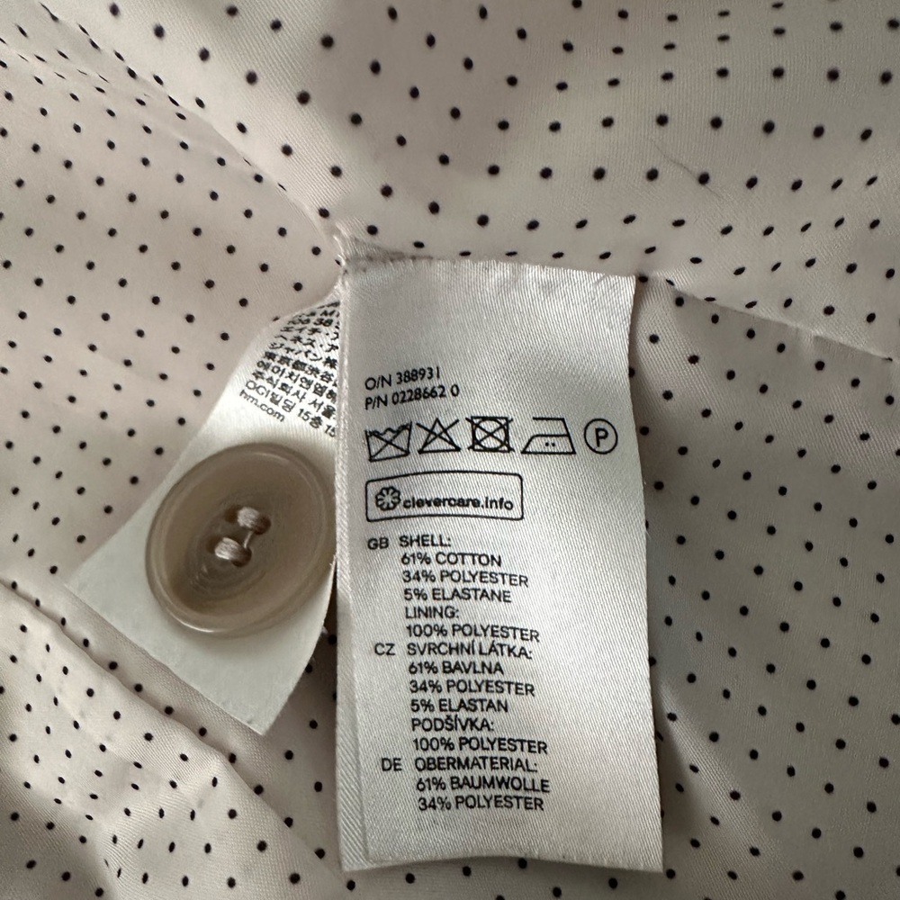 H&M Classic Beige Women's Blazer - Picture 4 of 6